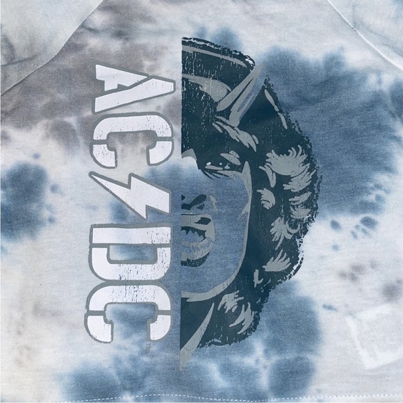 AC/DC Short Sleeve T Shirt - Picture 2 of 5